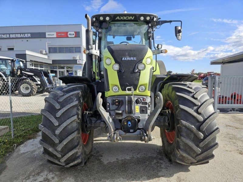 Claas Axion 850