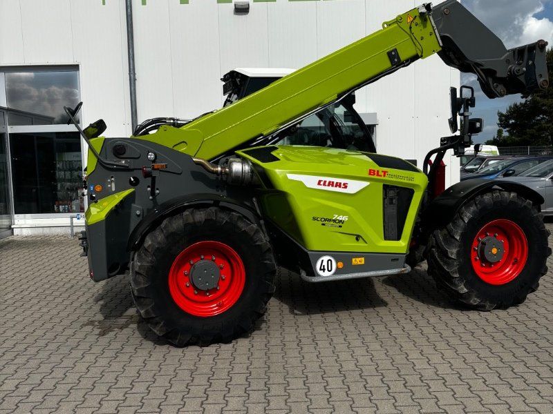 Claas Scorpion 746