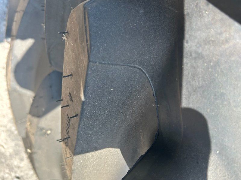 Michelin 650/65R38
