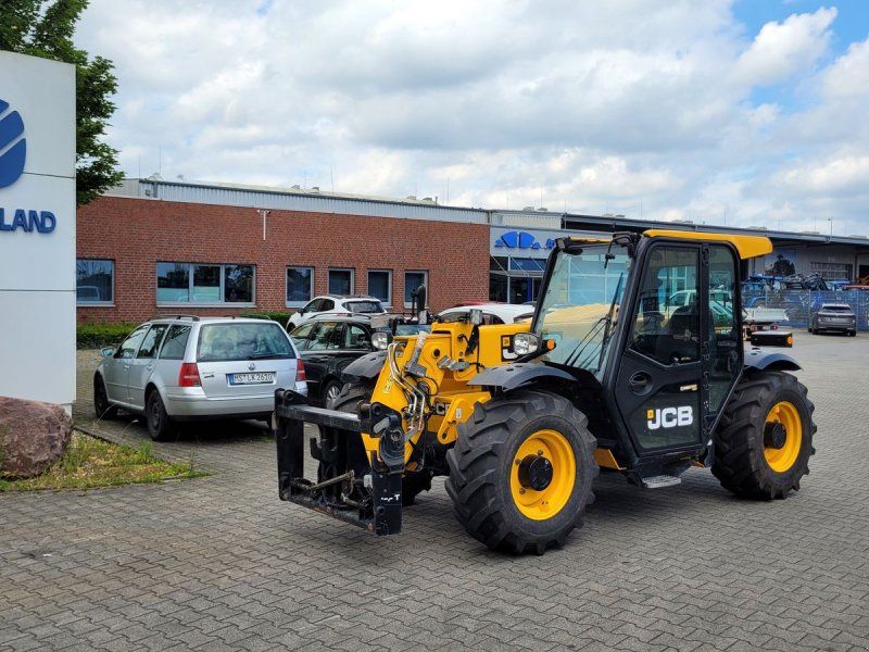 JCB 527-58 DS