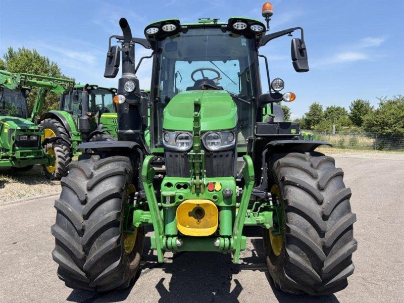 John Deere 6120M AP