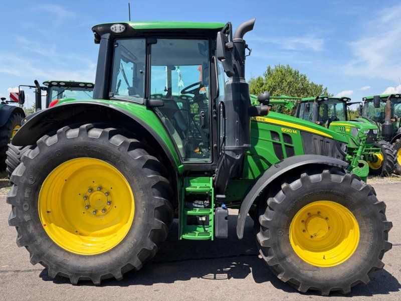 John Deere 6120M AP