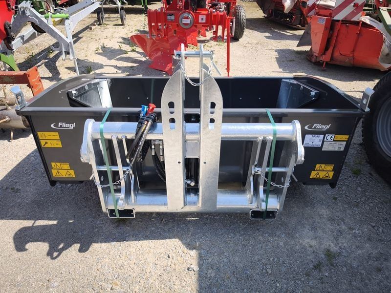 Fliegl Gigant 1800 mm Heck- und Hochkippschaufel