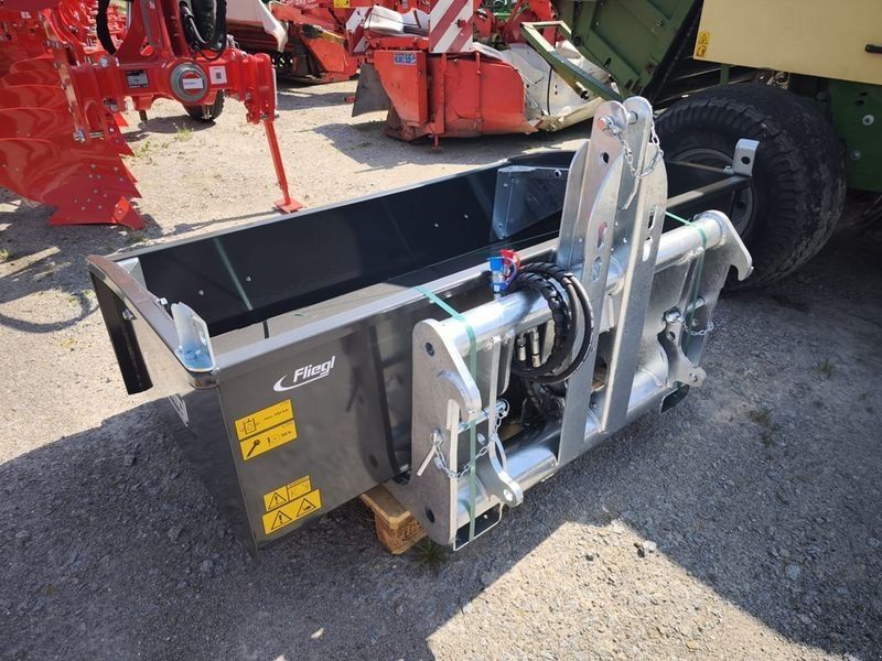 Fliegl Gigant 1800 mm Heck- und Hochkippschaufel