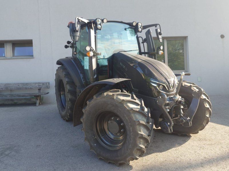 Valtra G135
