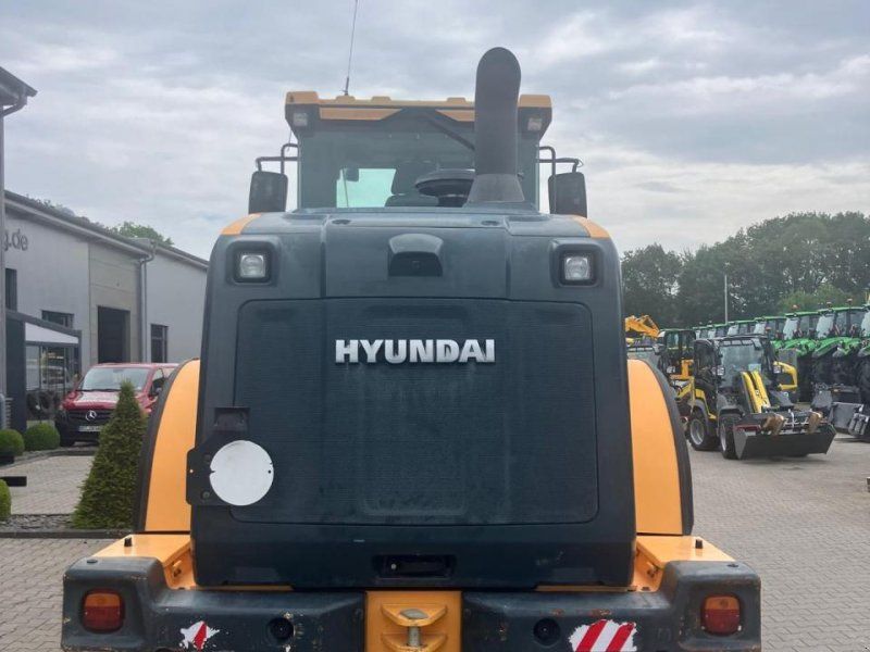 Hyundai HL940