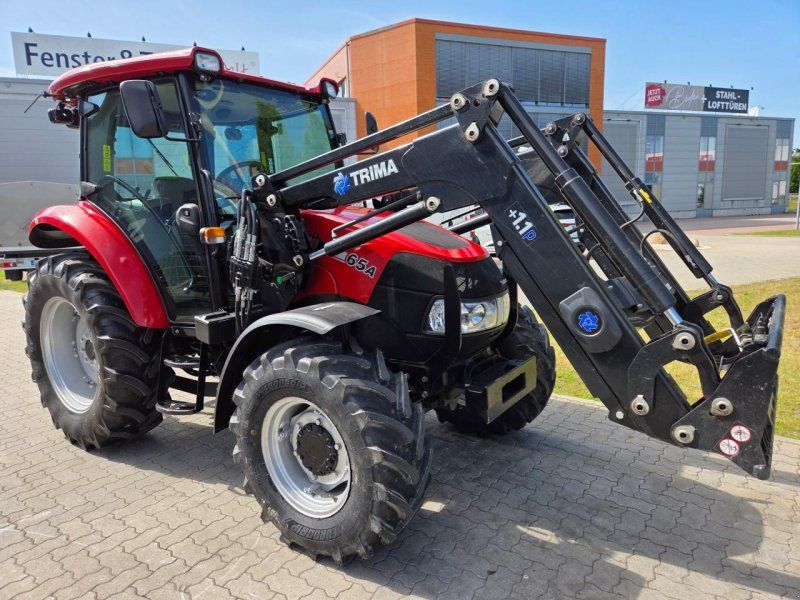 Case IH Farmall 65A