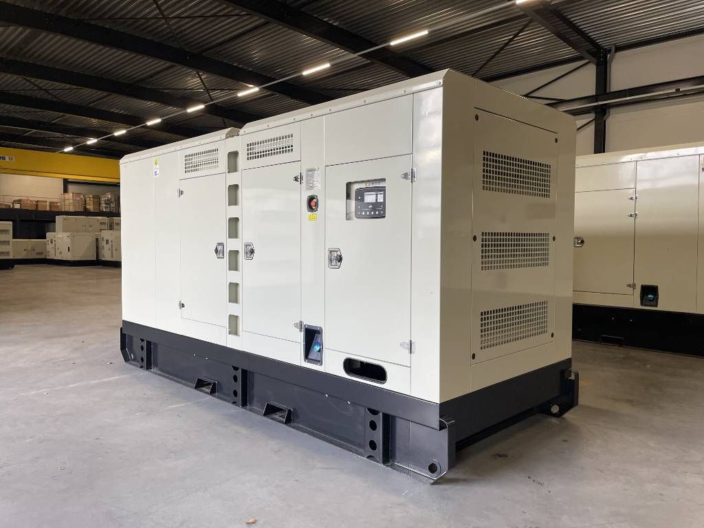 Iveco CR9TE8 - 330 kVA Generator - DPX-19795