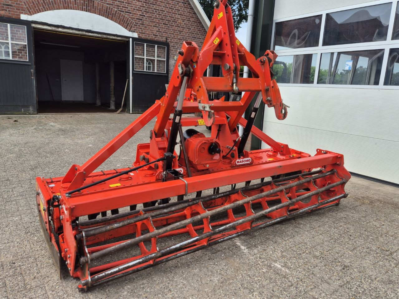 Maschio DM3000 rotorkopeg met lift heffing