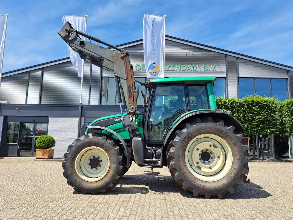 Valtra N 121 HT
