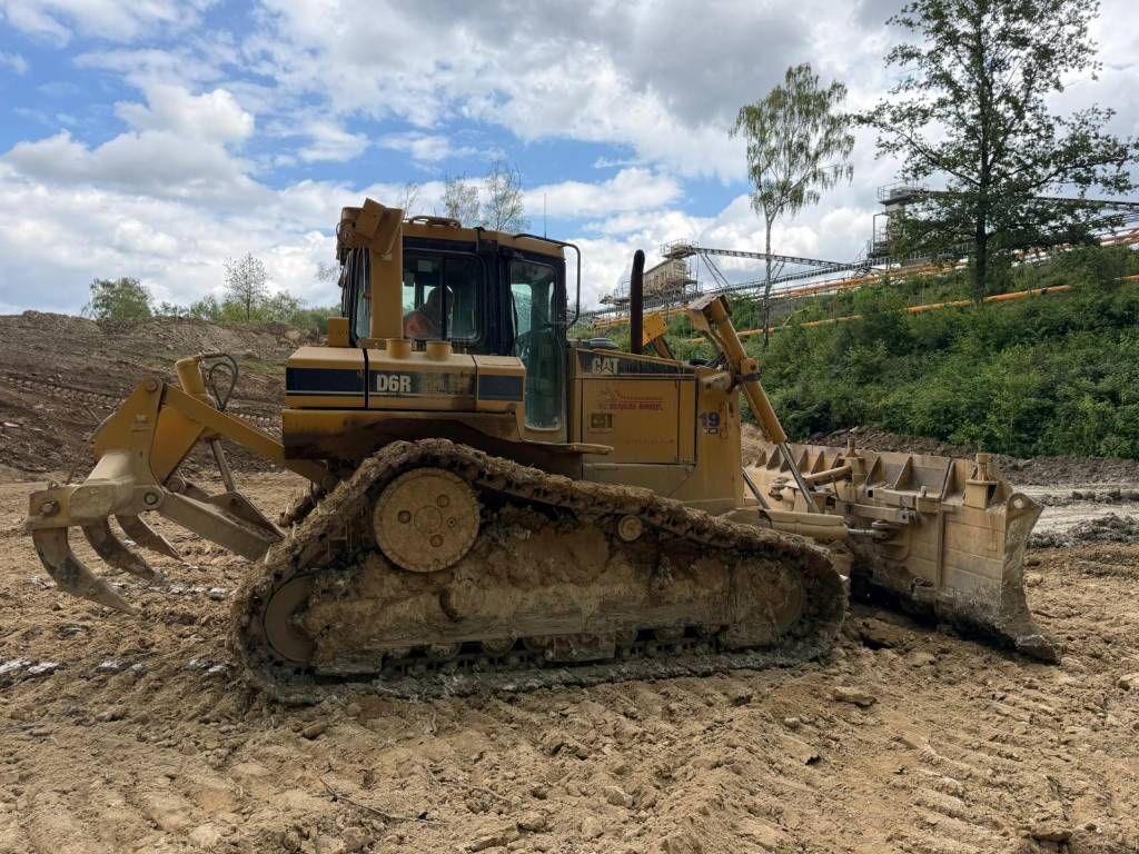 CAT D 6 R III