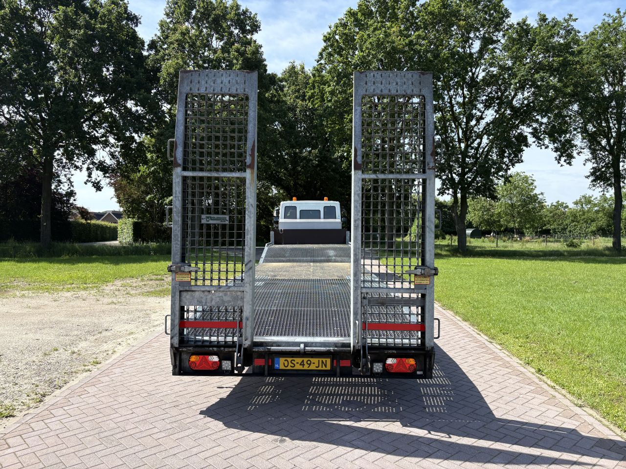 IVECO CARGO TREKKER 22T - semi dieplader Veldhuizen 17 TON