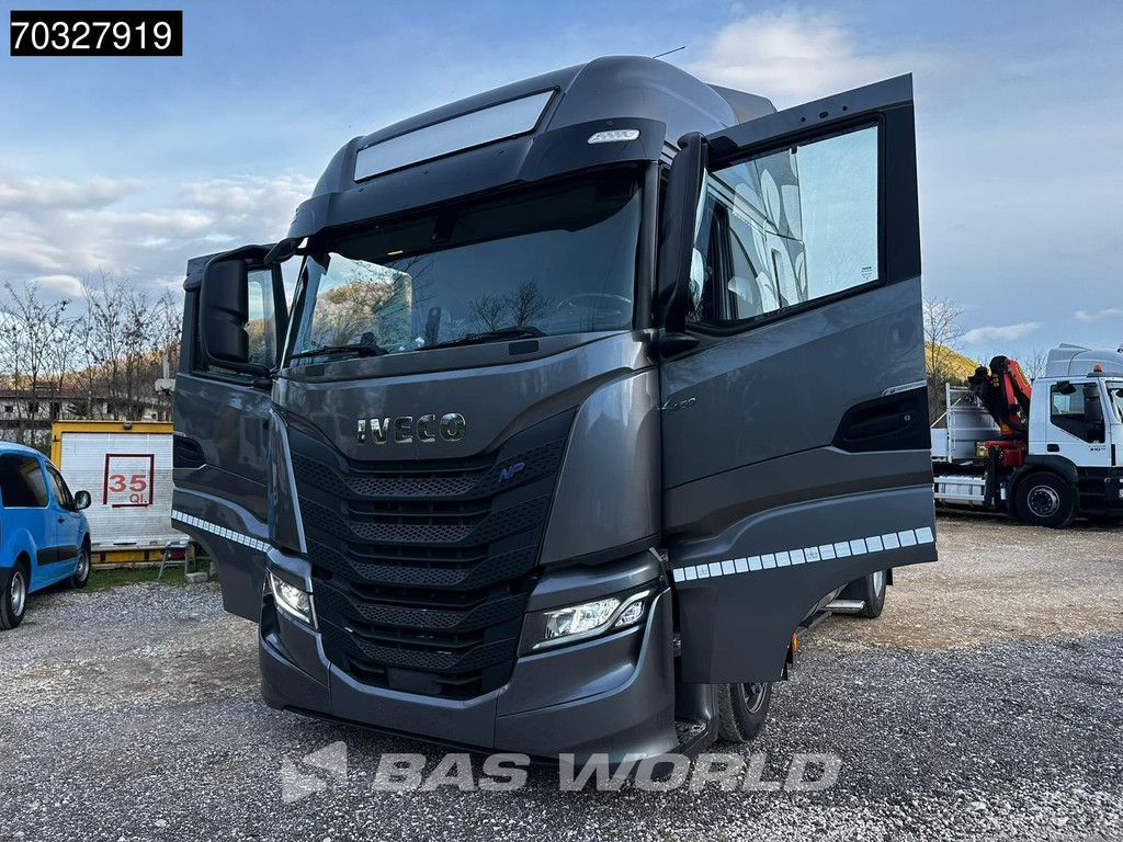 Iveco S-Way S-Way NP 460 4X2 LNG Intarder 2 Tanks