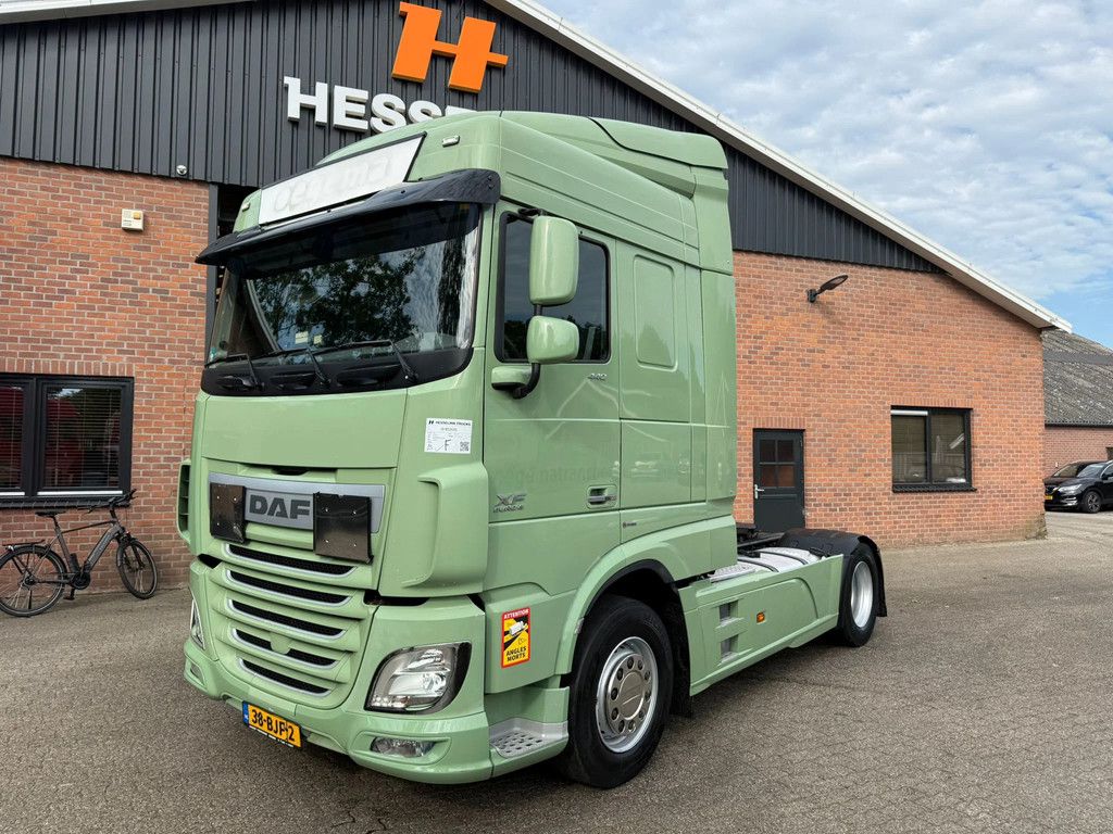 DAF XF 440 Space Cab Standairco Smarttacho 2x tank APK/TUV 11-2026