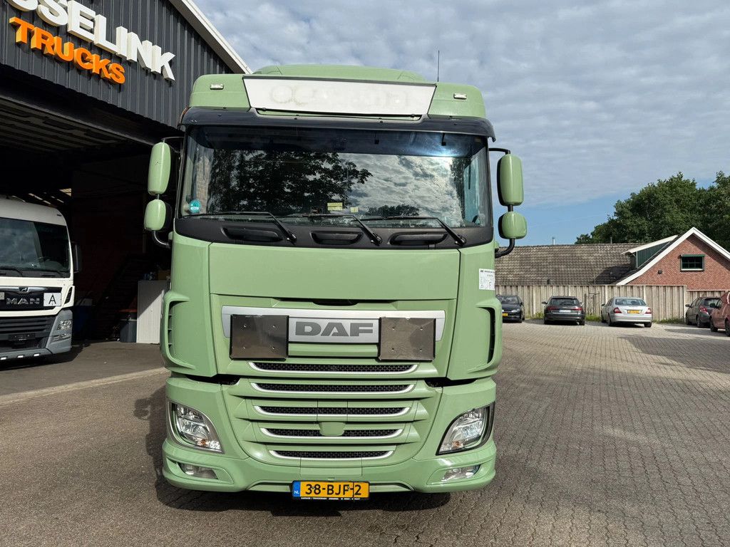 DAF XF 440 Space Cab Standairco Smarttacho 2x tank APK/TUV 11-2026