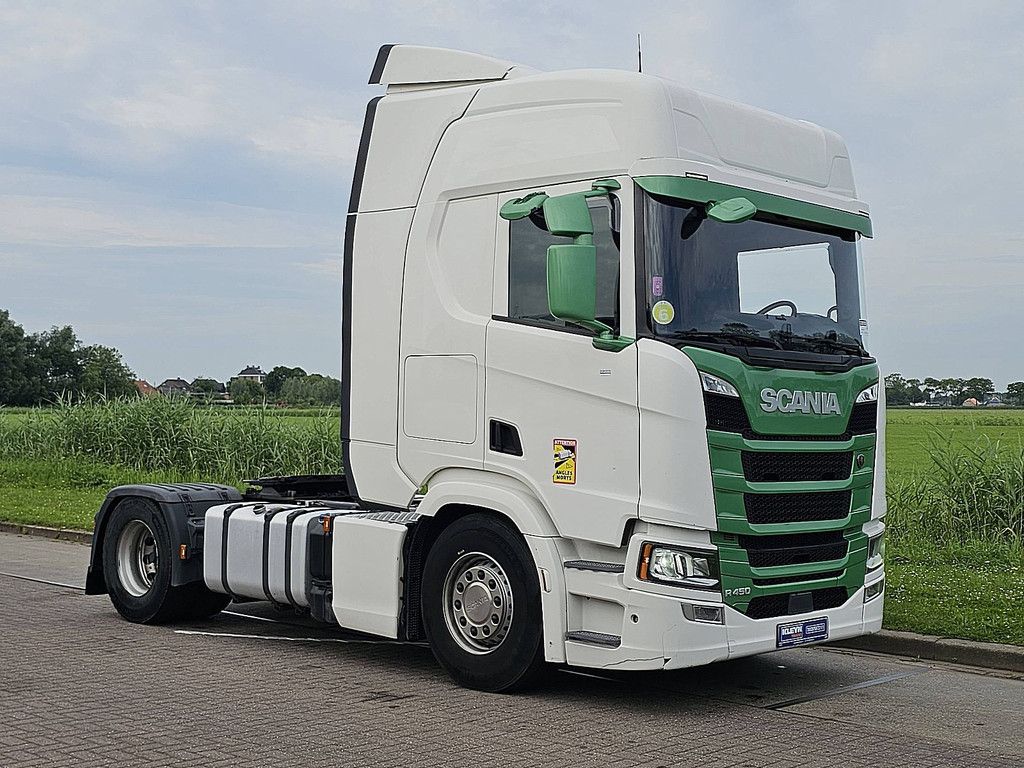 SCANIA R450