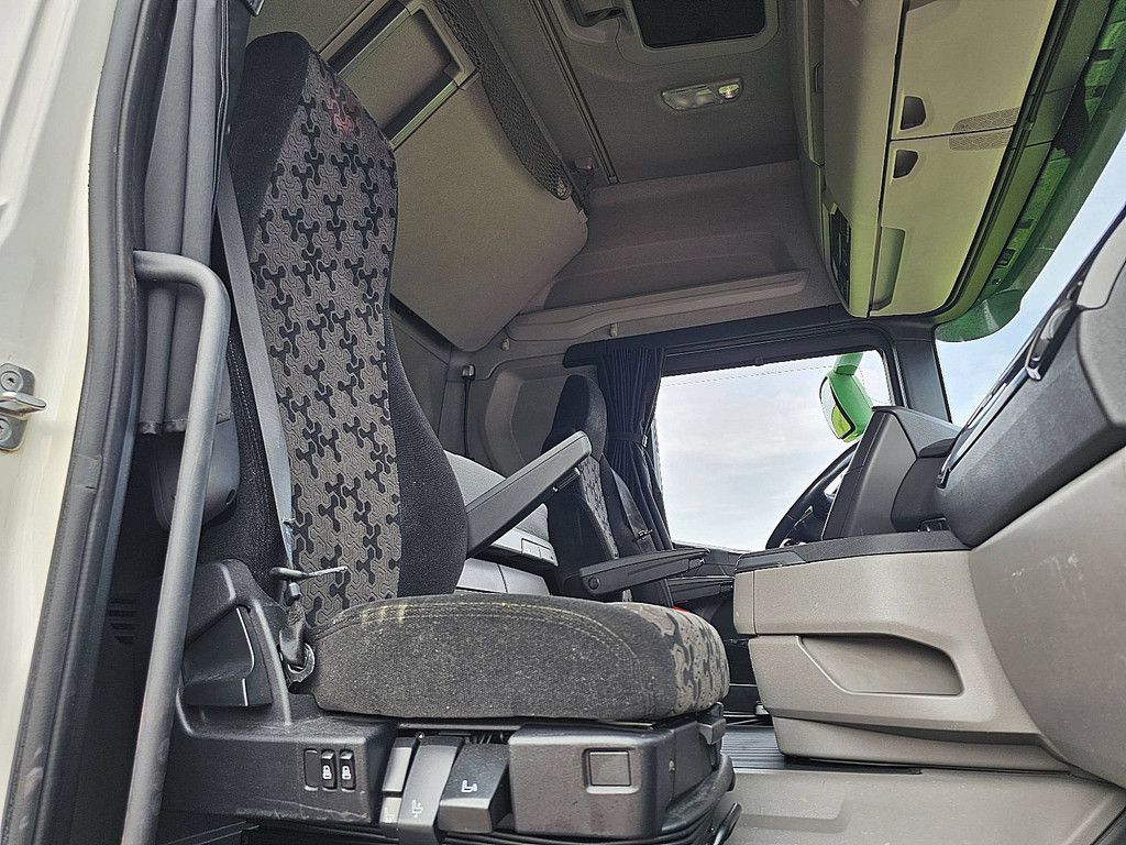 SCANIA R450