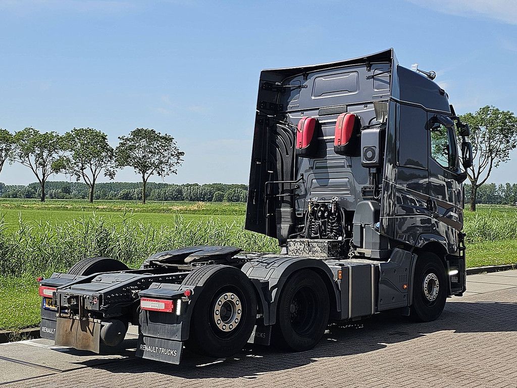 RENAULT T 520 high
