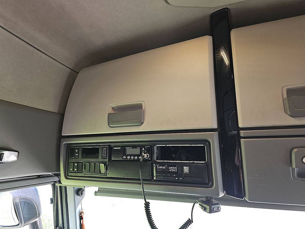 RENAULT T 520 high