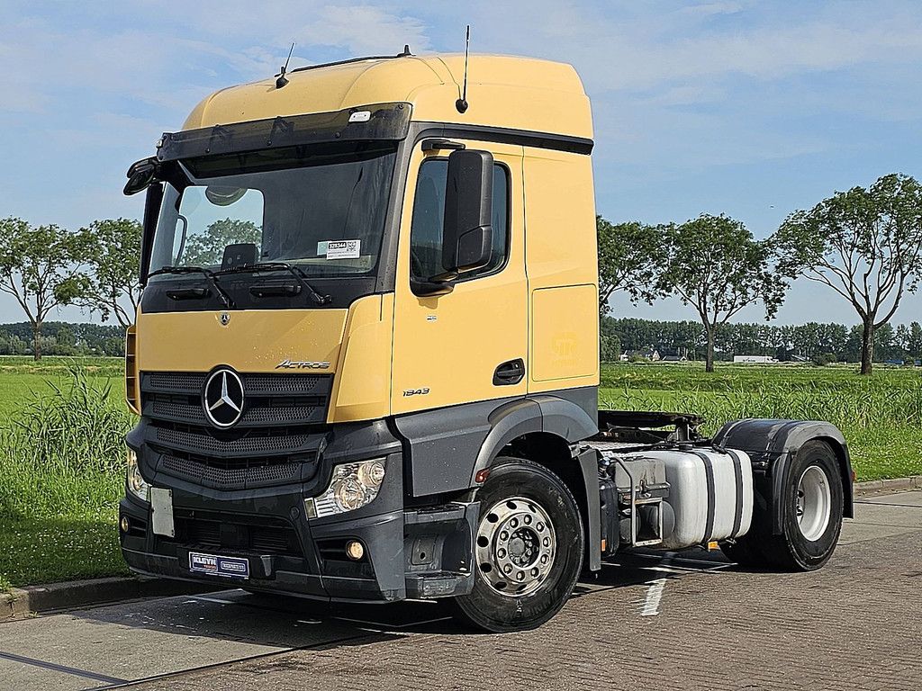 MERCEDES-BENZ ACTROS 1843