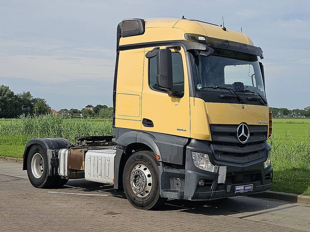 MERCEDES-BENZ ACTROS 1843