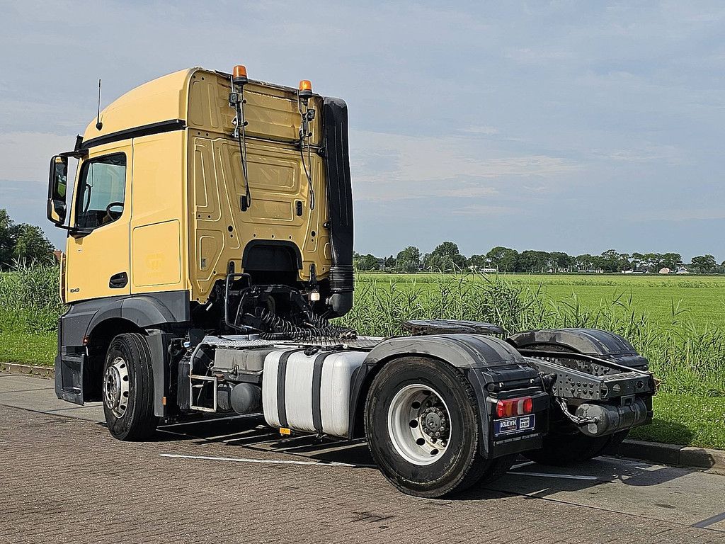 MERCEDES-BENZ ACTROS 1843