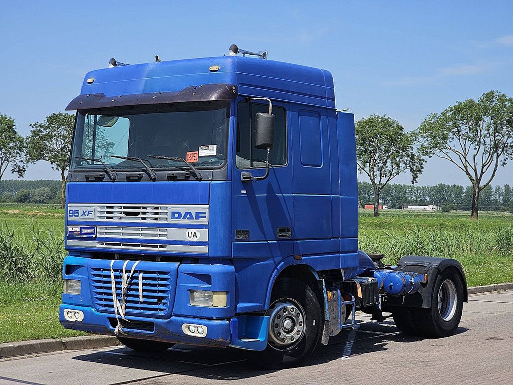 DAF XF 95.380 spacecab euro 2