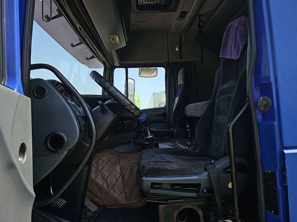 DAF XF 95.380 spacecab euro 2