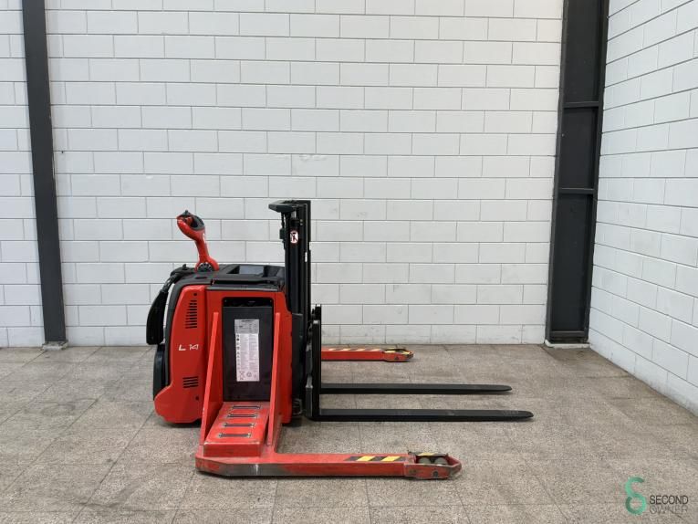 Stackers Electric Linde L14AS-AP (131) 2009