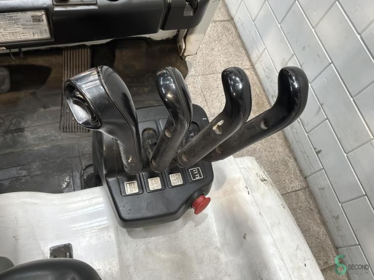 Gabelstapler Elektrisch Hyster J2.5XN 2016