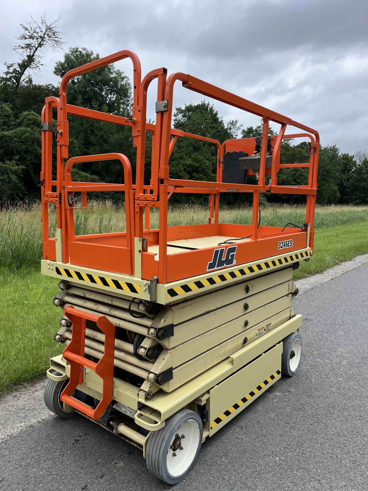 JLG 3246 Schaarhoogwerker 12M elektrische