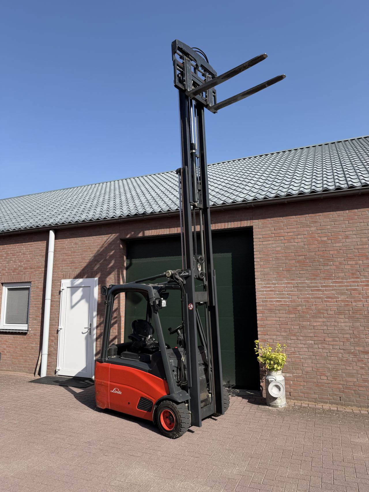 Linde E20L-01 289 uur!! triplo elektrische heftruck nieuwstaat!