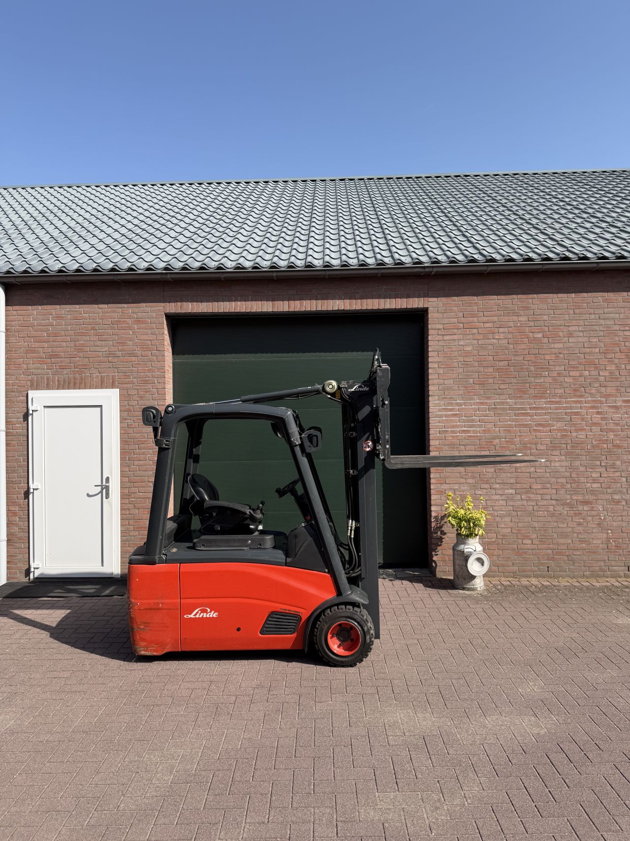 Linde E20L-01 289 uur!! triplo elektrische heftruck nieuwstaat!