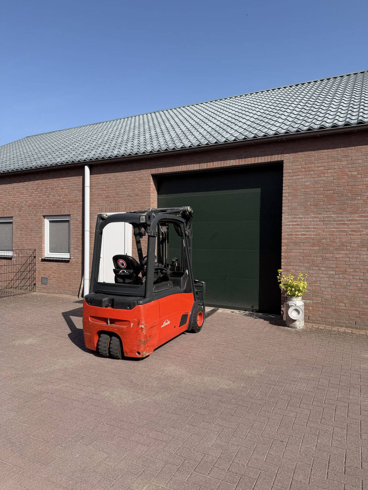 Linde E20L-01 289 uur!! triplo elektrische heftruck nieuwstaat!