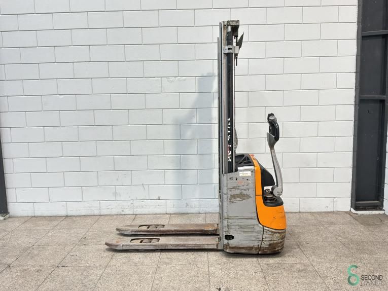 Stackers Electric Still EXV12 2019
