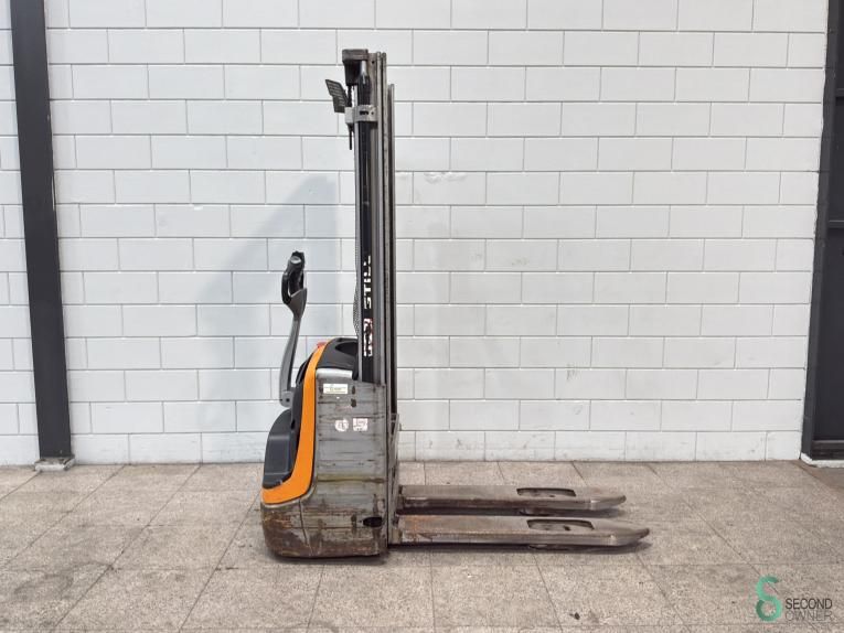 Stackers Electric Still EXV12 2019