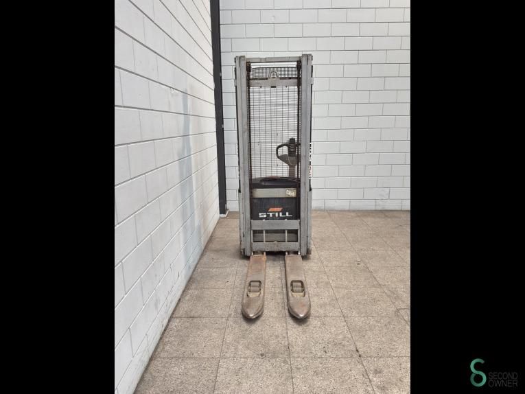Stackers Electric Still EXV12 2019