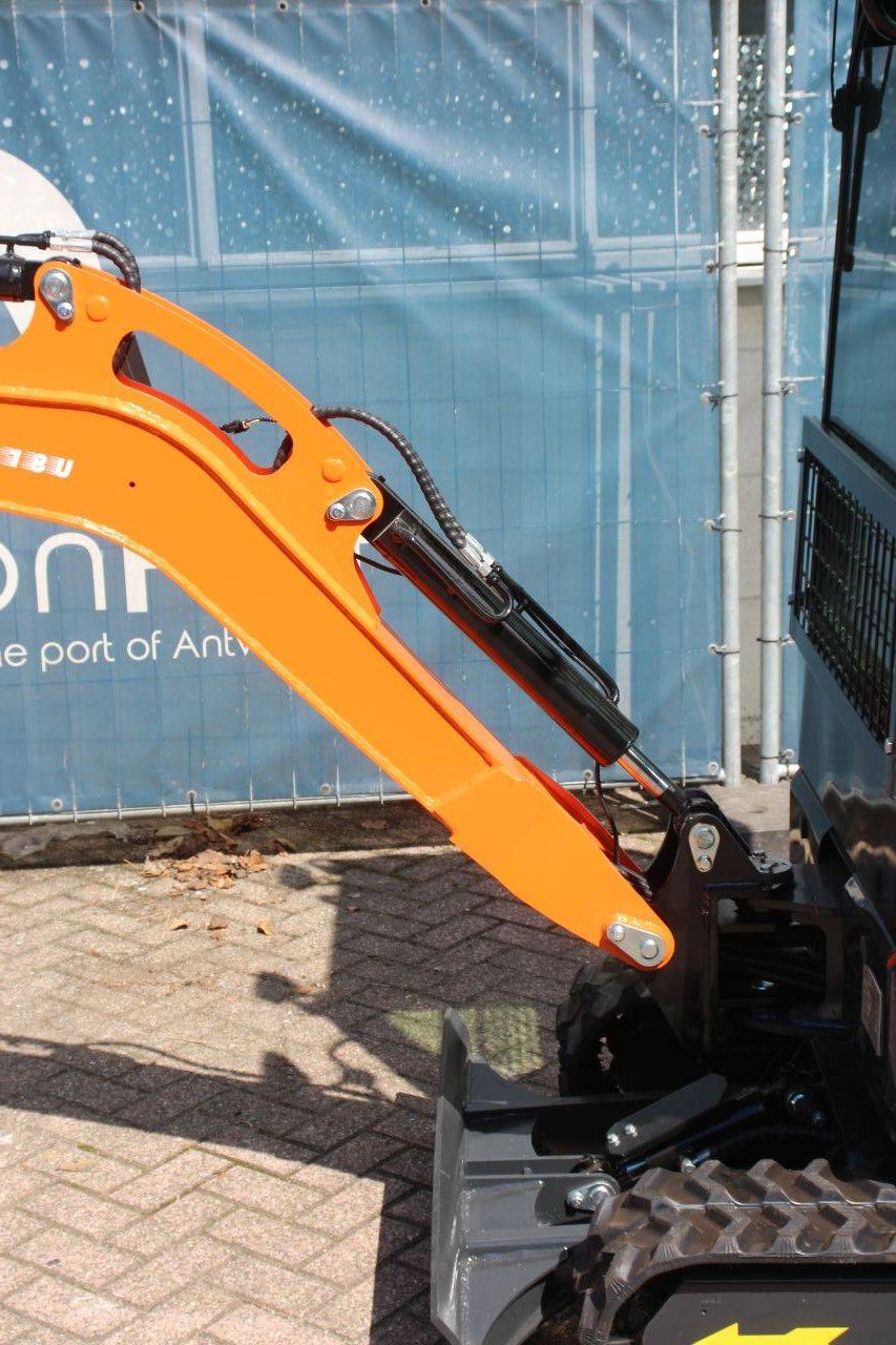 Cougar XT-18U Minibagger Diesel 10,2 kW Neu