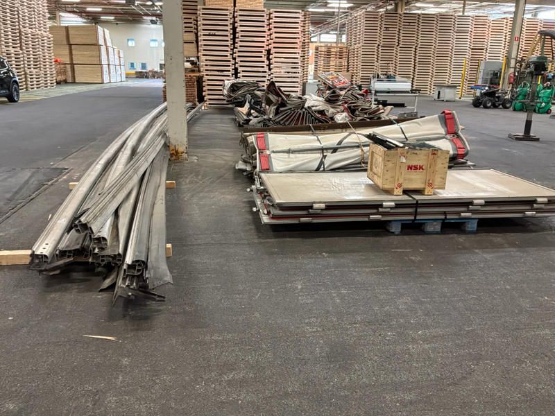 Complete superstructure for sliding tarpaulin trailer