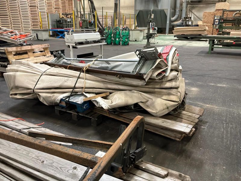 Complete superstructure for sliding tarpaulin trailer