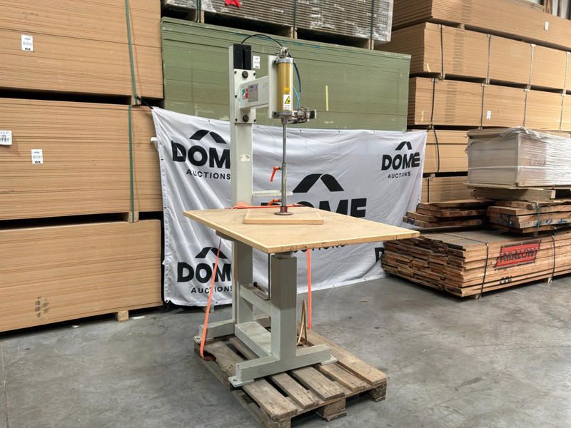 2008 Comec BPS/1 pneumatic upholstery press