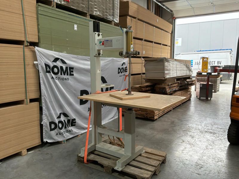 2008 Comec BPS/1 pneumatic upholstery press