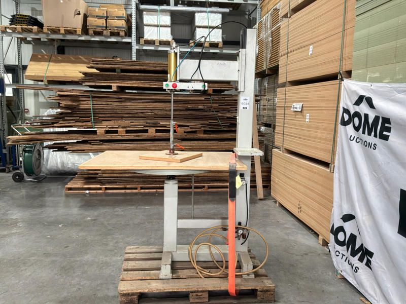 2008 Comec BPS/1 pneumatic upholstery press
