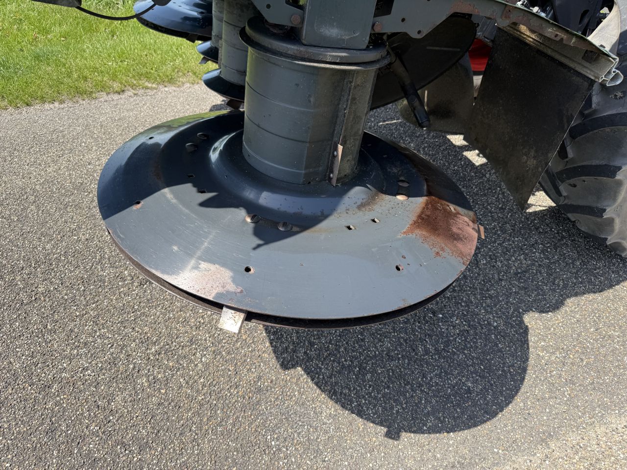 Deutz-Fahr KM4.29FS frontmaaier (Kuhn)