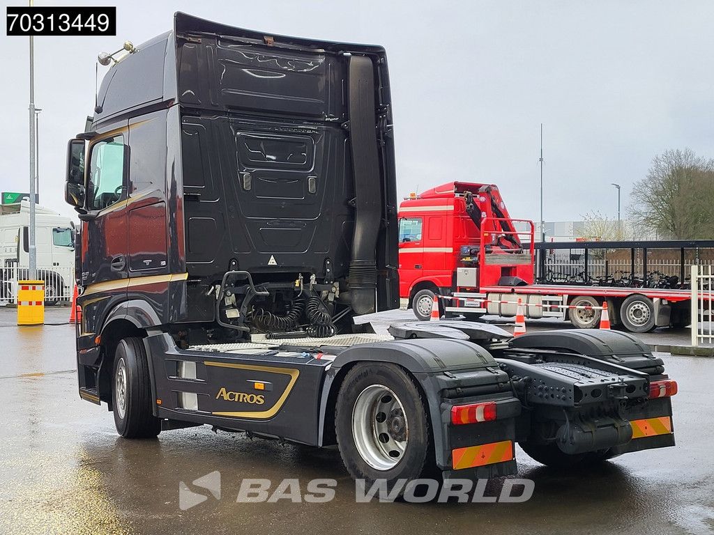 Mercedes Actros 1848 4X2 GigaSpace Retarder 2xTanks Standklima