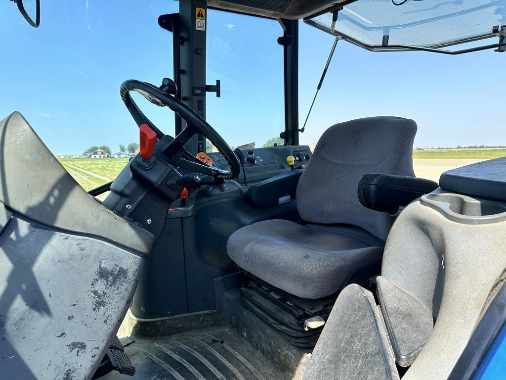 New Holland TM 140