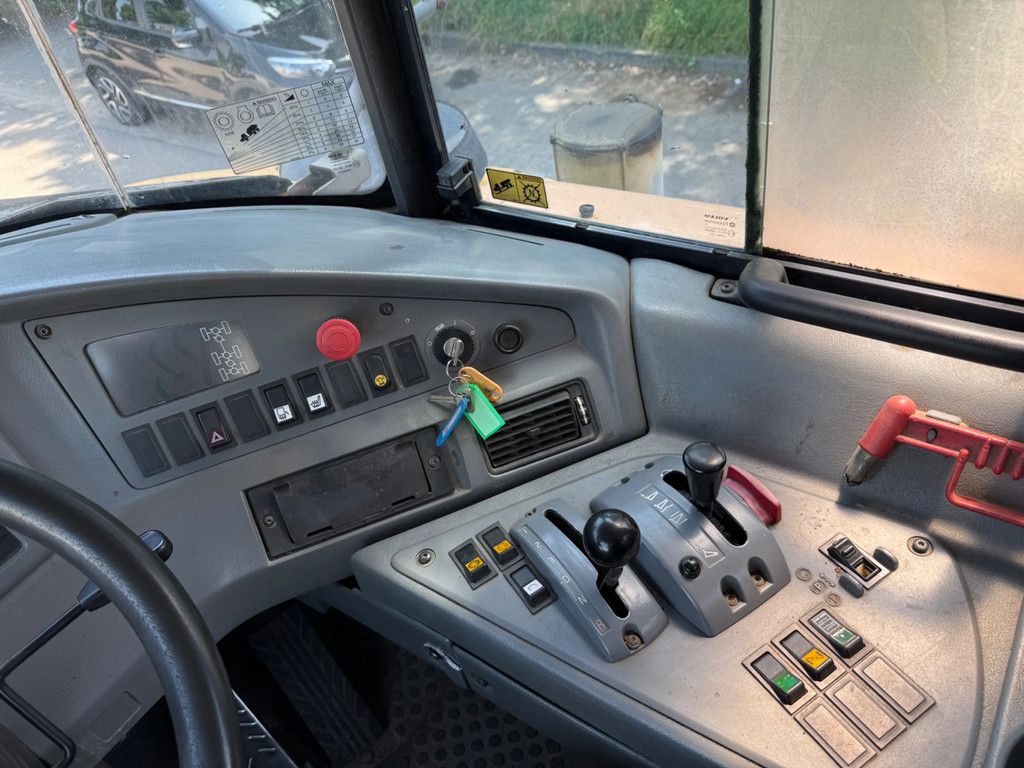Volvo A25E