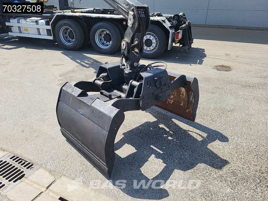 MAN TGS TGS 35.360 8X4 Palfinger Q170Z95TR Z-Crane + Hooklift Euro 5