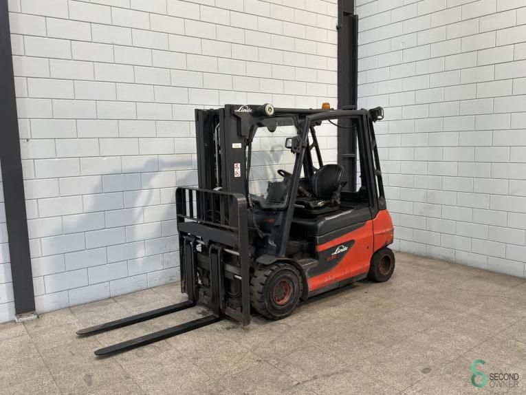 Gabelstapler Elektrisch Linde E 30 2012 Triplex