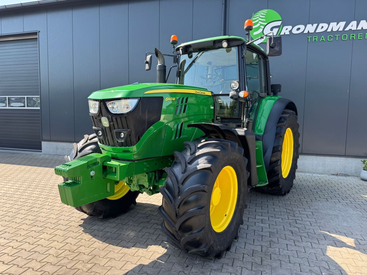 John Deere 6140M AQ